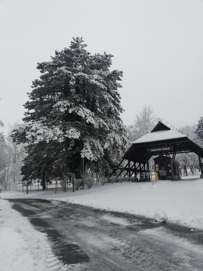 Guesthouse Nikolina Korenica Kültér fotó