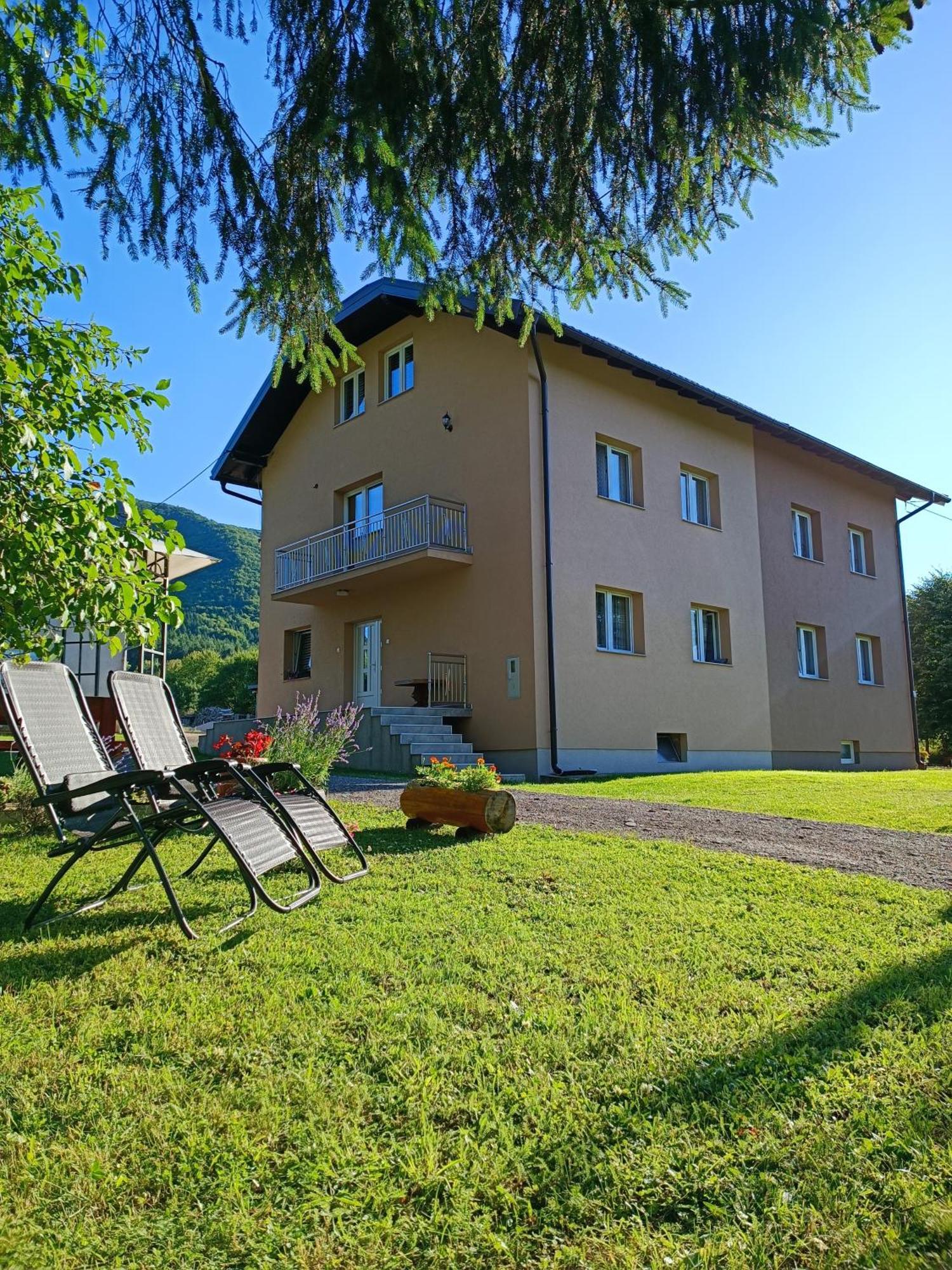Guesthouse Nikolina Korenica Kültér fotó